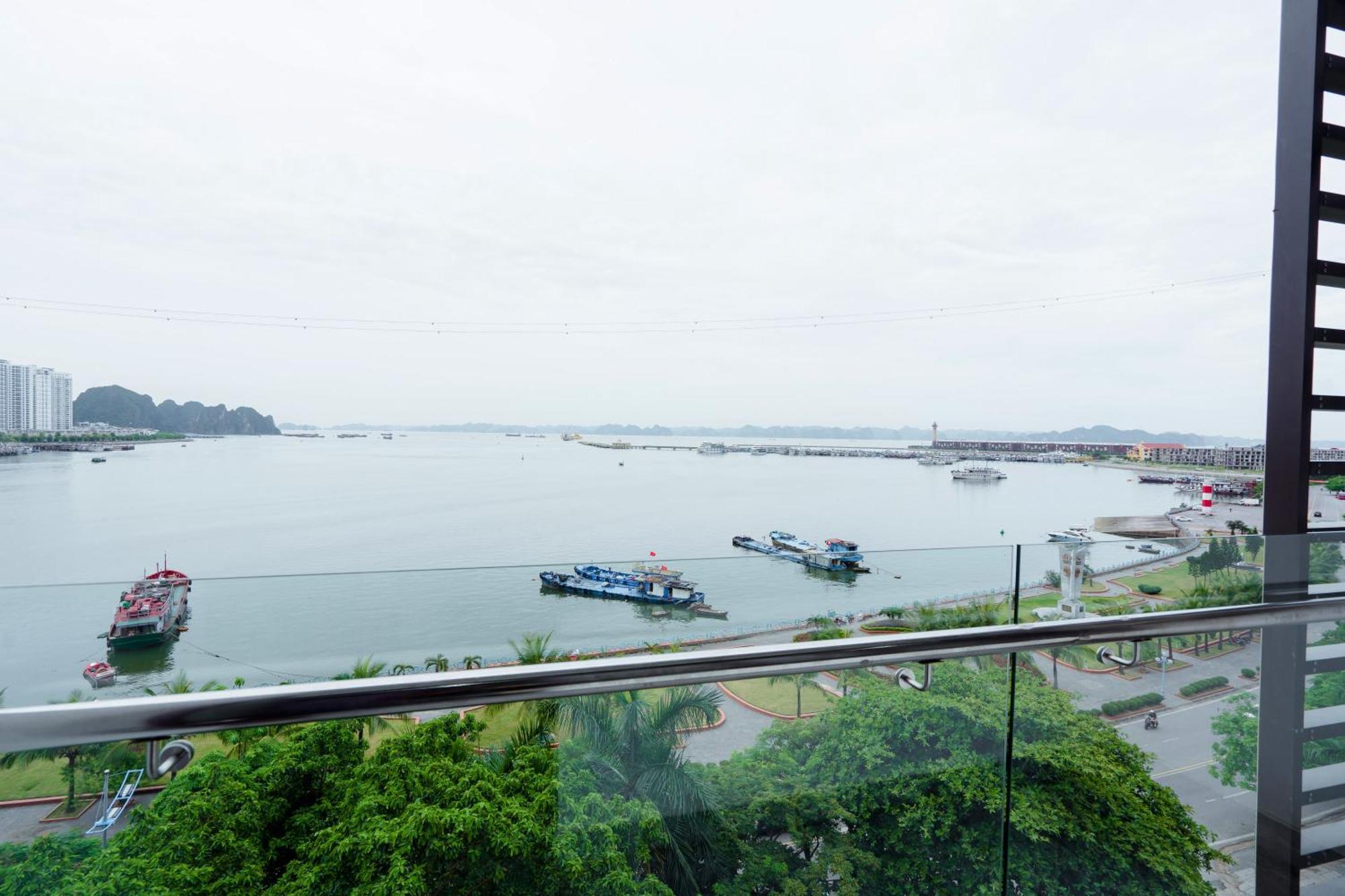 Bach Dang Ha Long Hotel Экстерьер фото